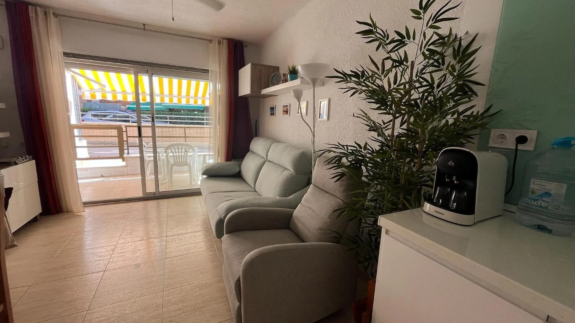 Apartment Apartamento En Primera Linea De Playa En Cambrils