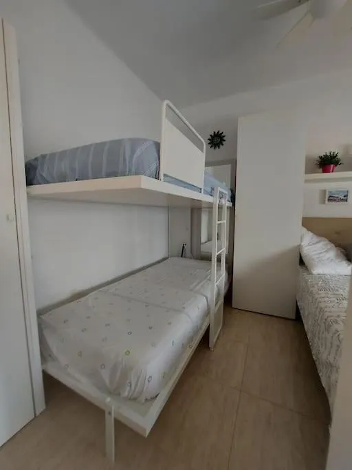 Apartamento En Primera Linea De Playa En Cambrils 0*,